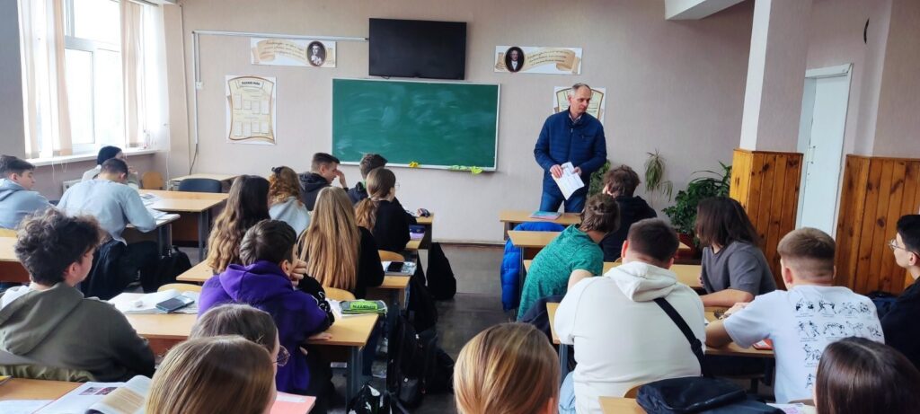 АГРАРНИЙ ФАКУЛЬТЕТ ПРОДОВЖУЄ ЗНАЙОМИТИ МАЙБУТНІХ АБІТУРІЄНТІВ ЗІ СХІДНОУКРАЇНСЬКИМ НАЦІОНАЛЬНИМ УНІВЕРСИТЕТОМ ІМЕНІ ВОЛОДИМИРА ДАЛЯ